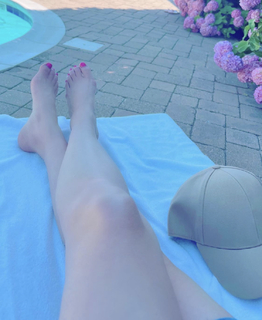 Thalía feet photo thumbnail