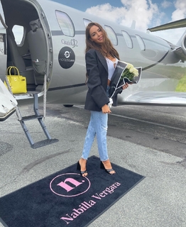 Nabilla Benattia feet photo thumbnail