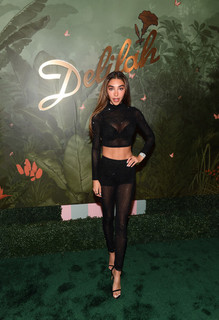Chantel Jeffries feet photo thumbnail
