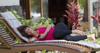 Rihanna feet photo thumbnail