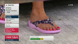 Courtney Khondabi feet photo thumbnail