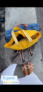Caterina Balivo feet photo thumbnail