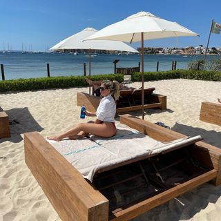 Wanda Nara feet photo thumbnail