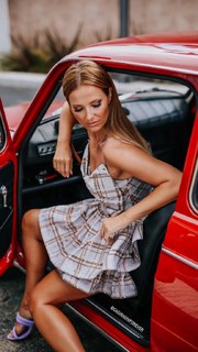 Cristina Ferreira feet photo thumbnail