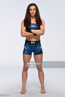 Miesha Tate feet photo thumbnail