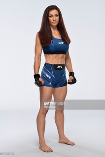 Miesha Tate feet photo thumbnail