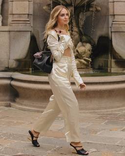 Chiara Ferragni feet photo thumbnail