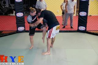 Ronda Rousey feet photo thumbnail