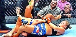 Ronda Rousey feet photo thumbnail