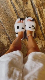 Chiara Ferragni feet photo thumbnail