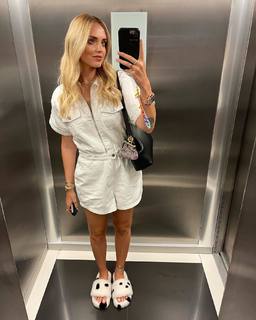 Chiara Ferragni feet photo thumbnail