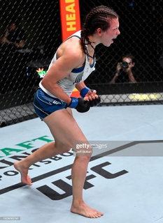 Miesha Tate feet photo thumbnail