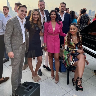Angela Yee feet photo thumbnail