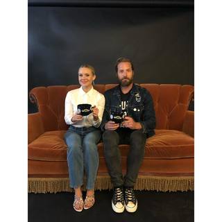 Kristen Bell feet photo thumbnail