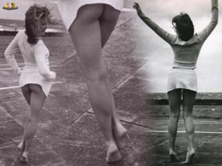 Kylie Minogue feet photo thumbnail