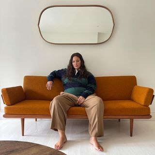 Ashley Graham feet photo thumbnail