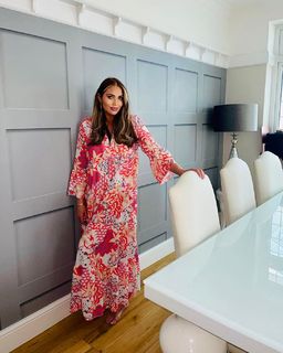 Amy Childs feet photo thumbnail