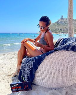 Giorgia Palmas feet photo thumbnail