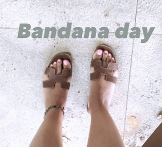 Alizée feet photo 4