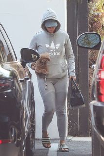 Katy Perry feet photo thumbnail
