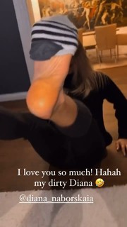 Diana Naborskaya feet photo thumbnail