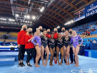 Simone Biles feet photo thumbnail