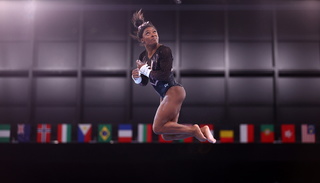 Simone Biles feet photo thumbnail
