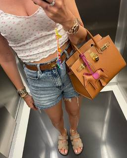 Chiara Ferragni feet photo thumbnail