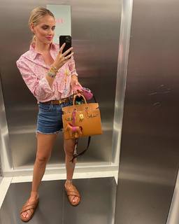 Chiara Ferragni feet photo thumbnail