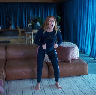 Isla Fisher feet photo thumbnail
