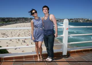 Vanessa Hudgens feet photo thumbnail