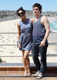 Vanessa Hudgens feet photo thumbnail