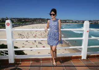 Vanessa Hudgens feet photo thumbnail