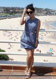 Vanessa Hudgens feet photo thumbnail