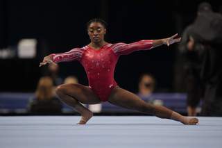 Simone Biles feet photo thumbnail