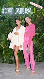 Olivia Culpo feet photo thumbnail