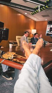 Lily James feet photo thumbnail