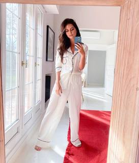 Zaira Nara feet photo thumbnail