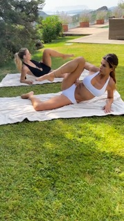 Elisabetta Canalis feet photo thumbnail