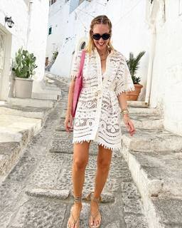 Chiara Ferragni feet photo thumbnail