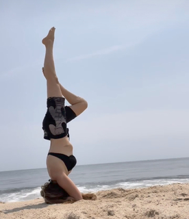 Thalía feet photo thumbnail