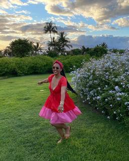 Tia Mowry feet photo thumbnail