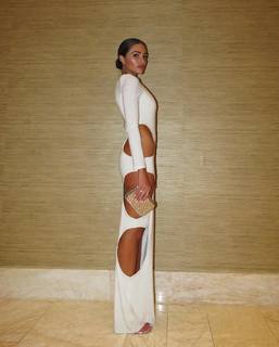 Olivia Culpo feet photo thumbnail