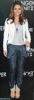 Maria Menounos feet photo thumbnail