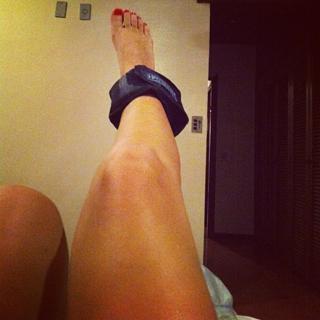Giovanna Lancellotti feet photo thumbnail
