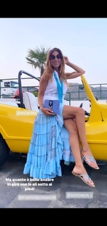 Veronica Maya feet photo thumbnail