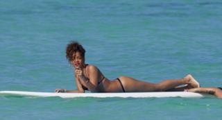 Rihanna feet photo thumbnail