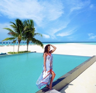Dorra Zarrouk feet photo thumbnail