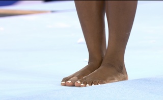 Simone Biles feet photo thumbnail