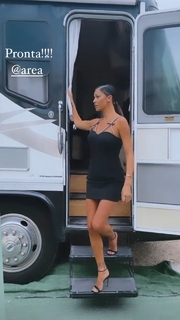 Belén Rodríguez feet photo thumbnail